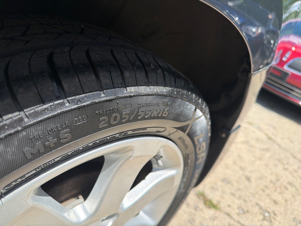 2009 Nissan Sentra Image 16
