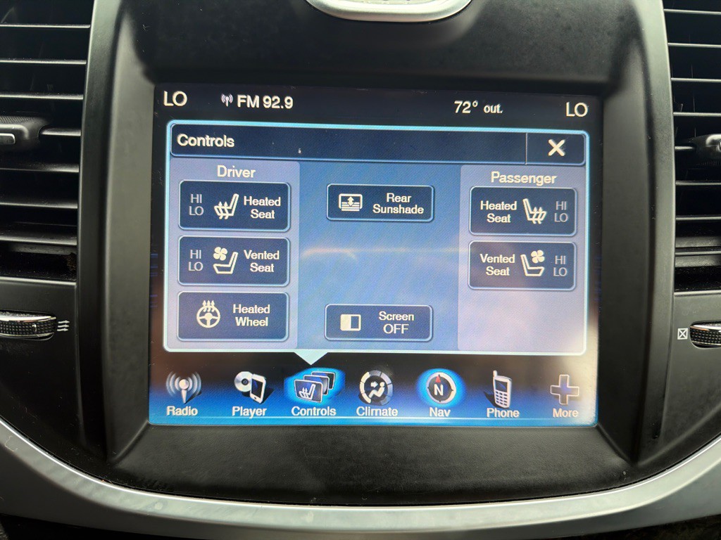 2014 Chrysler 300 Image 14