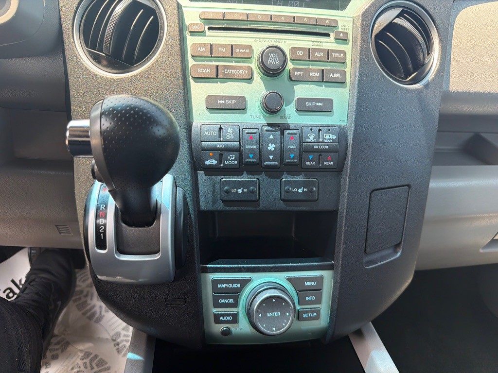 2011 Honda Pilot Image 16