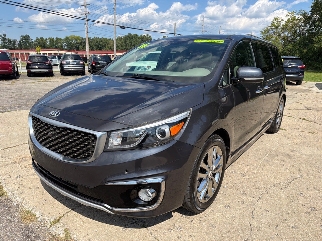 2016 Kia Sedona Image 3