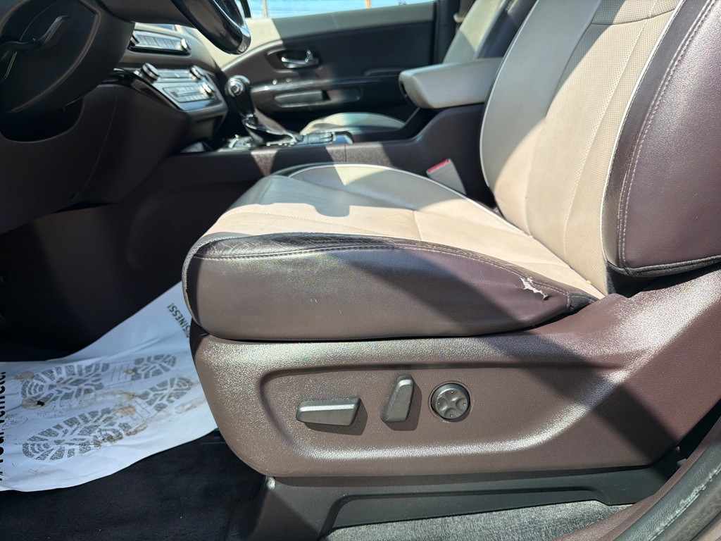 2016 Kia Sedona Image 23