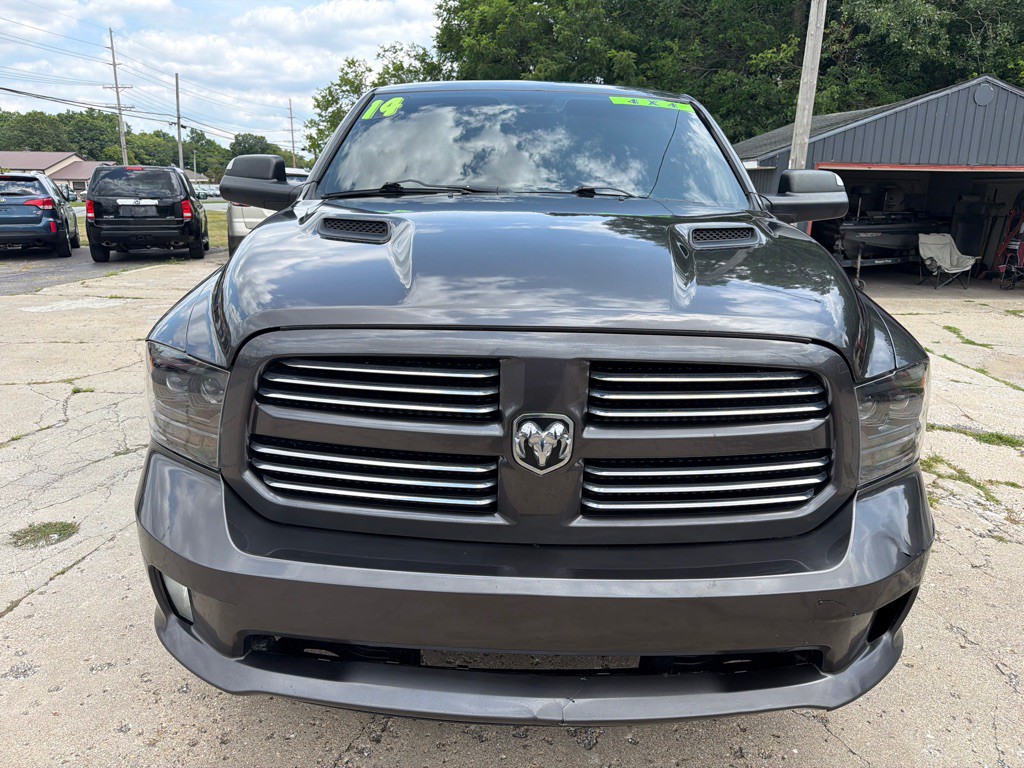 2014 RAM 1500 Image 2