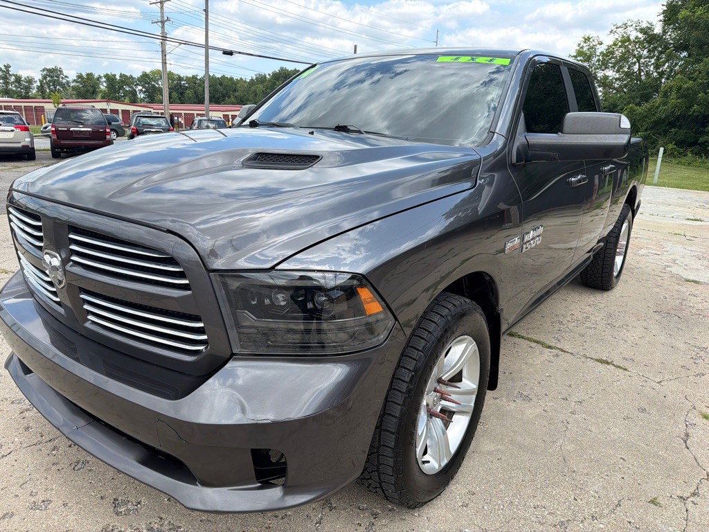 2014 RAM 1500 Image 3