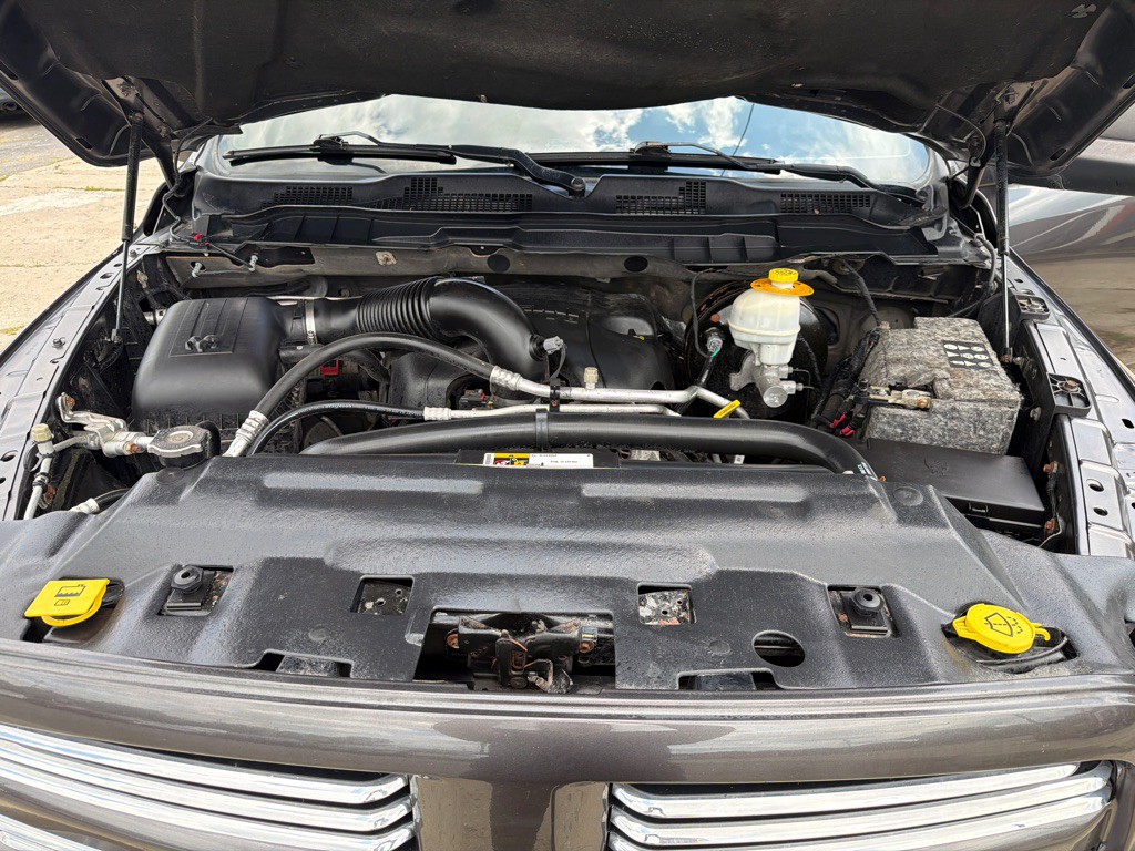 2014 RAM 1500 Image 9
