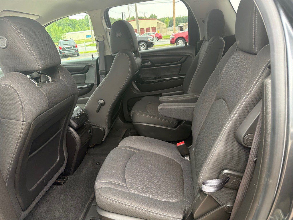 2013 GMC Acadia Image 11