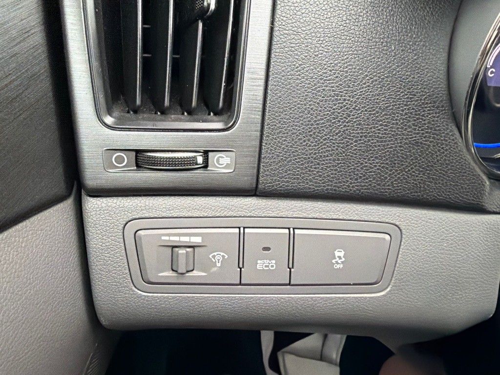 2011 Hyundai Sonata Image 15