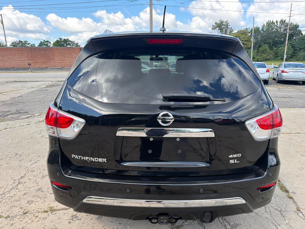 2015 Nissan Pathfinder Image 6