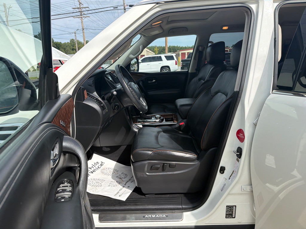 2018 Nissan Armada Image 9