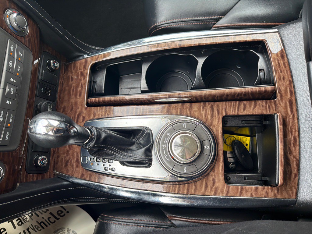 2018 Nissan Armada Image 16