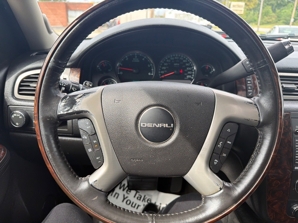 2013 GMC Yukon Image 13