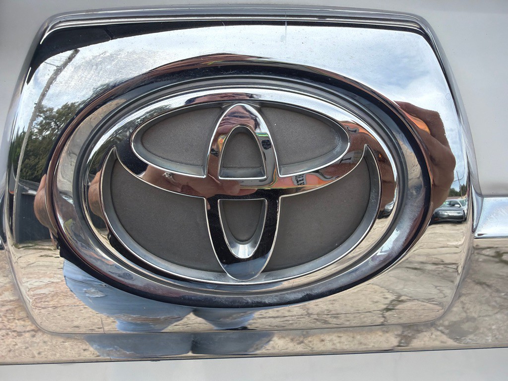 2006 Toyota 4Runner Image 20