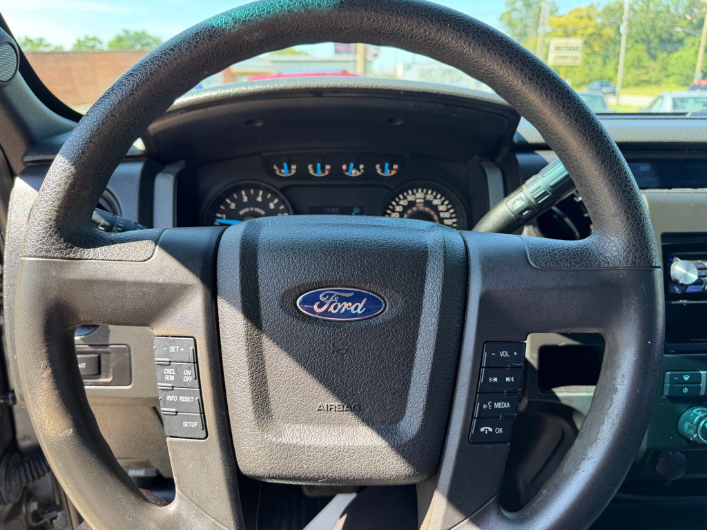 2013 Ford F-150 Image 12
