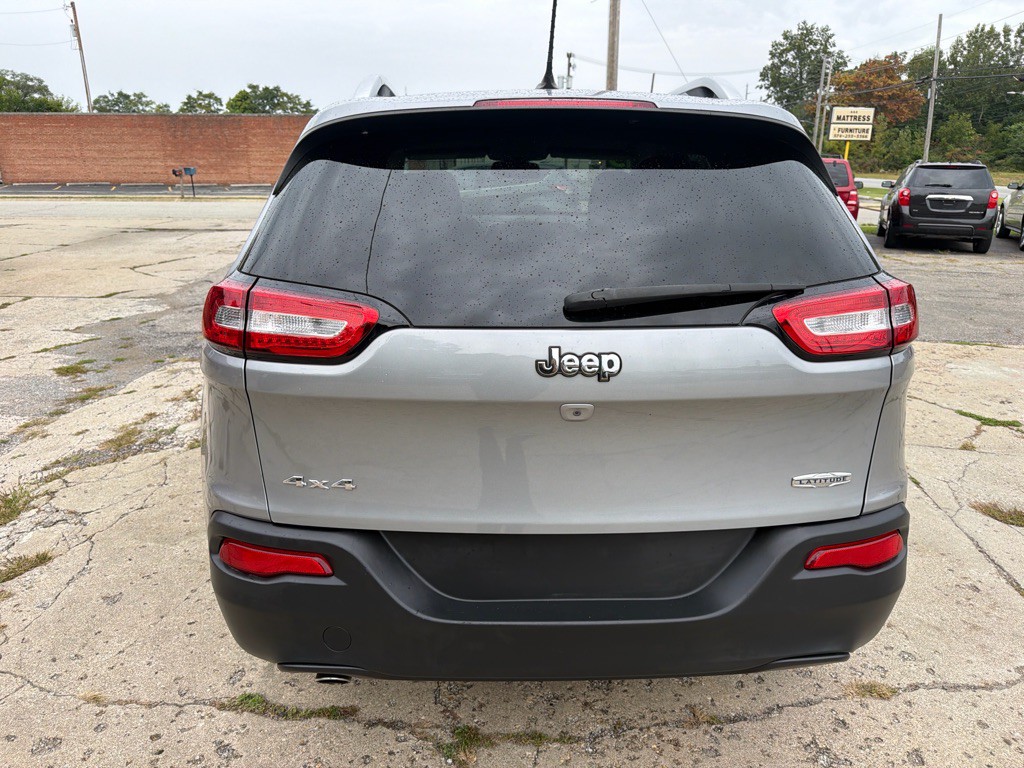 2015 Jeep Cherokee Image 6