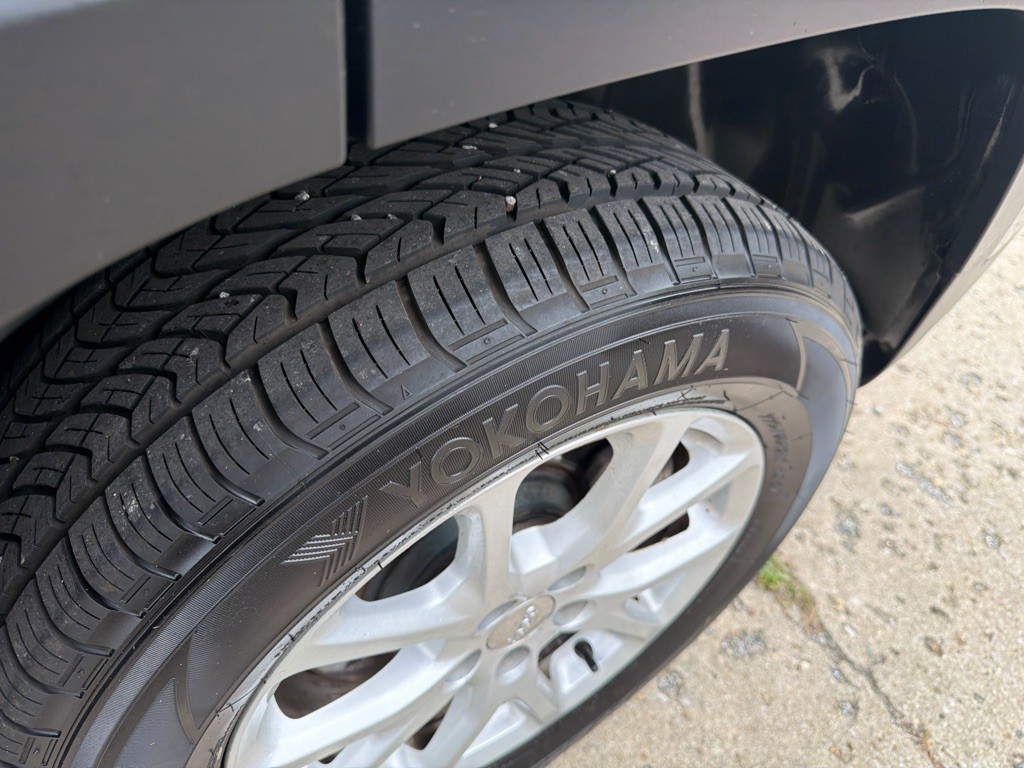 2015 Jeep Cherokee Image 19