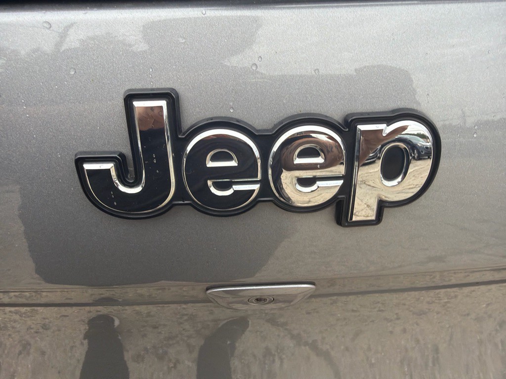 2015 Jeep Cherokee Image 20