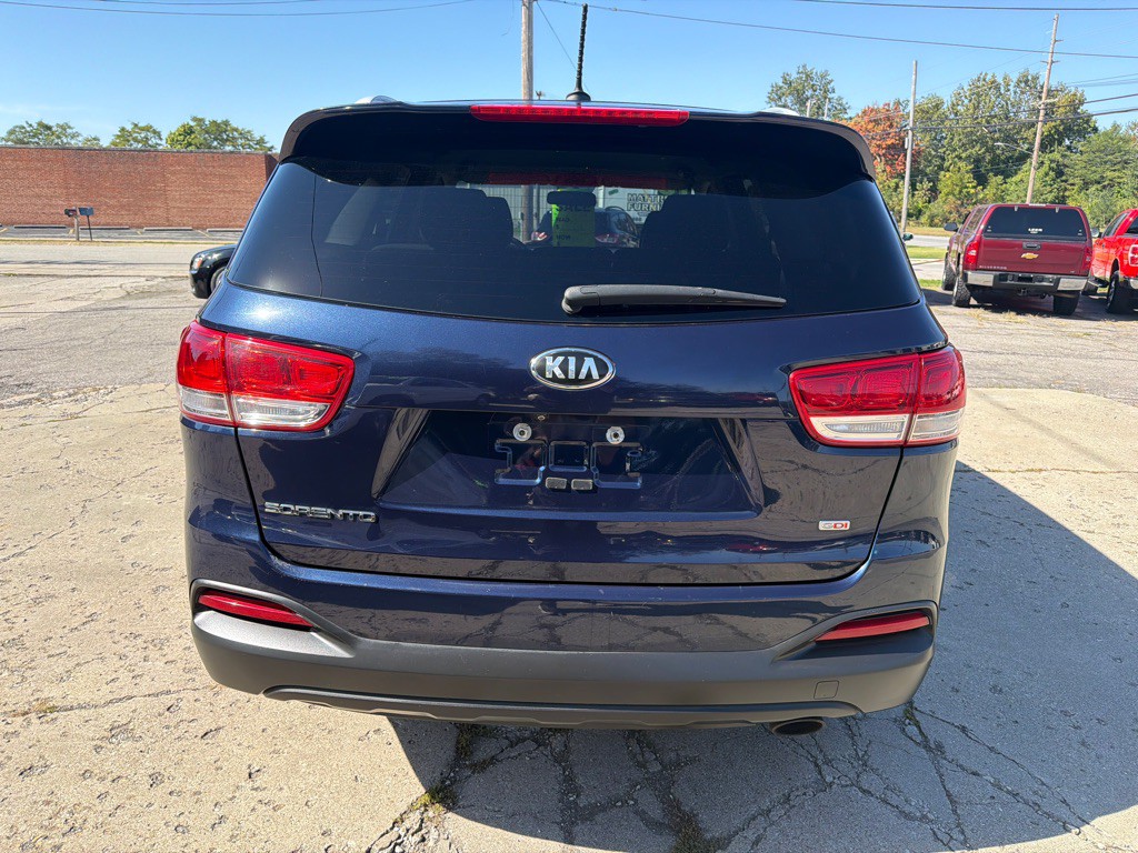2016 Kia Sorento Image 6