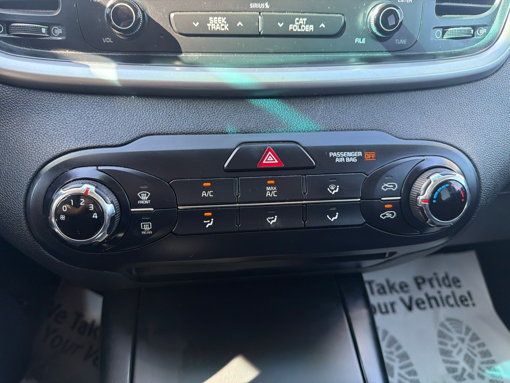 2016 Kia Sorento Image 16