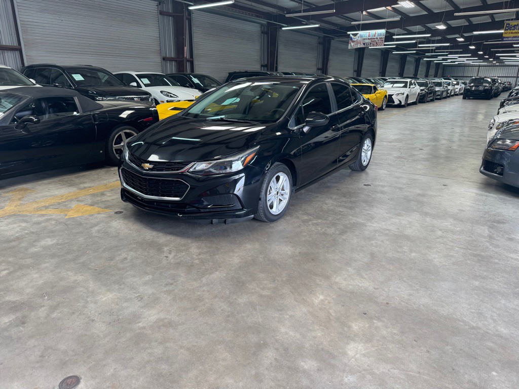 2017 Chevrolet Cruze Image 3