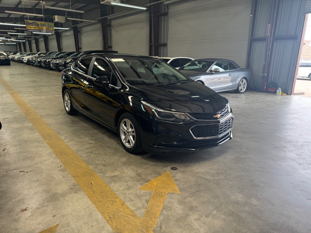 2017 Chevrolet Cruze Image 8