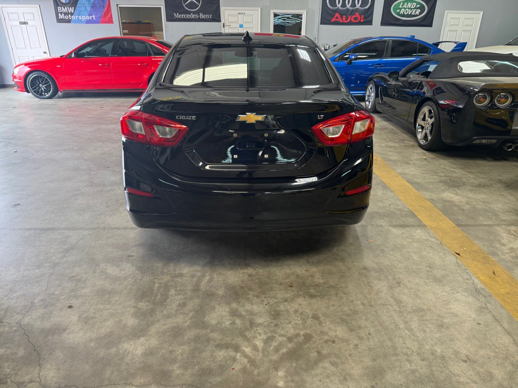 2017 Chevrolet Cruze Image 10