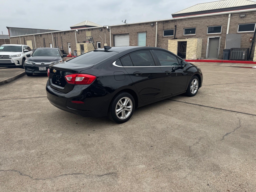 2017 Chevrolet Cruze Image 21