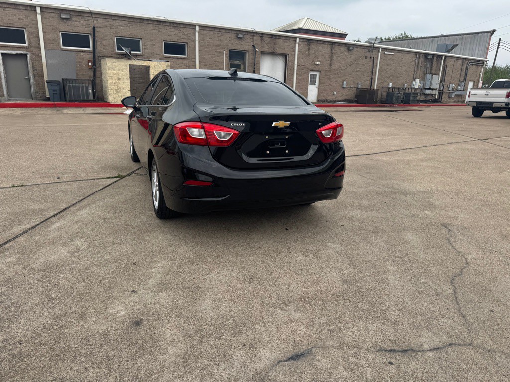 2017 Chevrolet Cruze Image 24