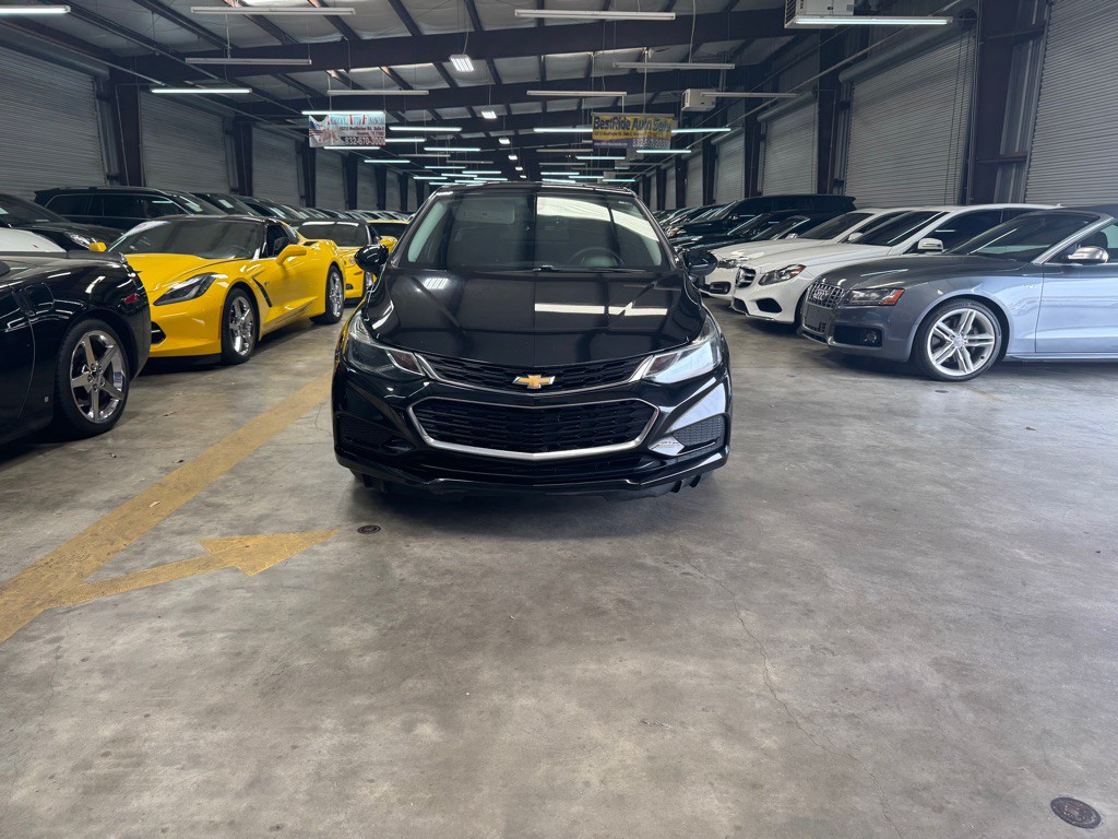 2017 Chevrolet Cruze Image 4