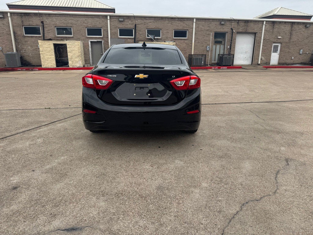 2017 Chevrolet Cruze Image 22