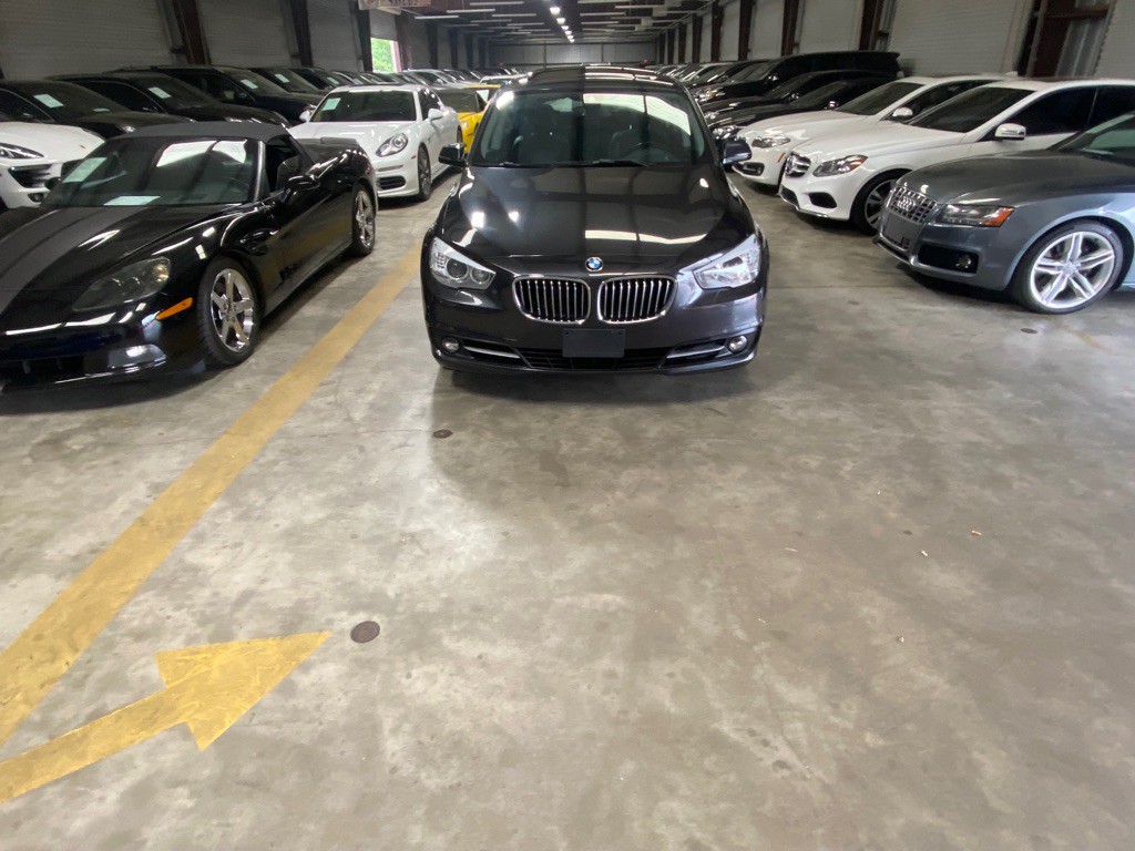 2016 BMW 5 Series Image 9