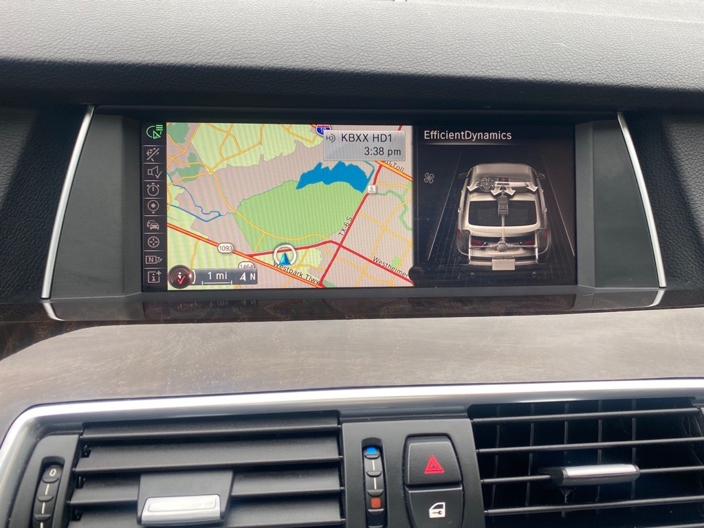 2016 BMW 5 Series Image 35