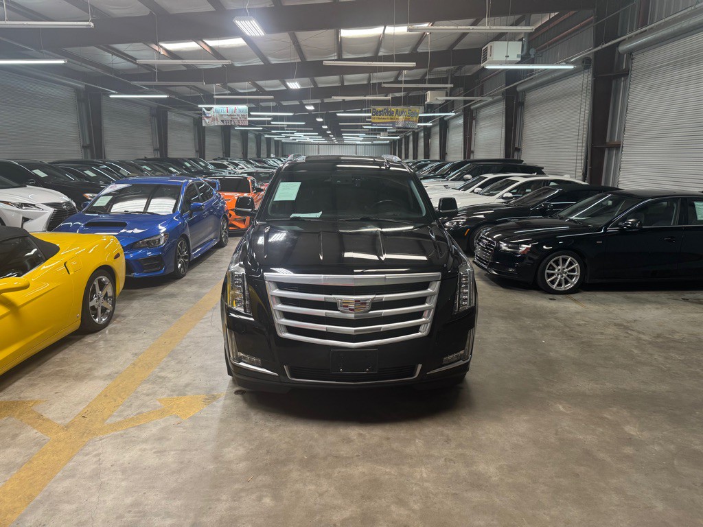 2016 Cadillac Escalade Image 5