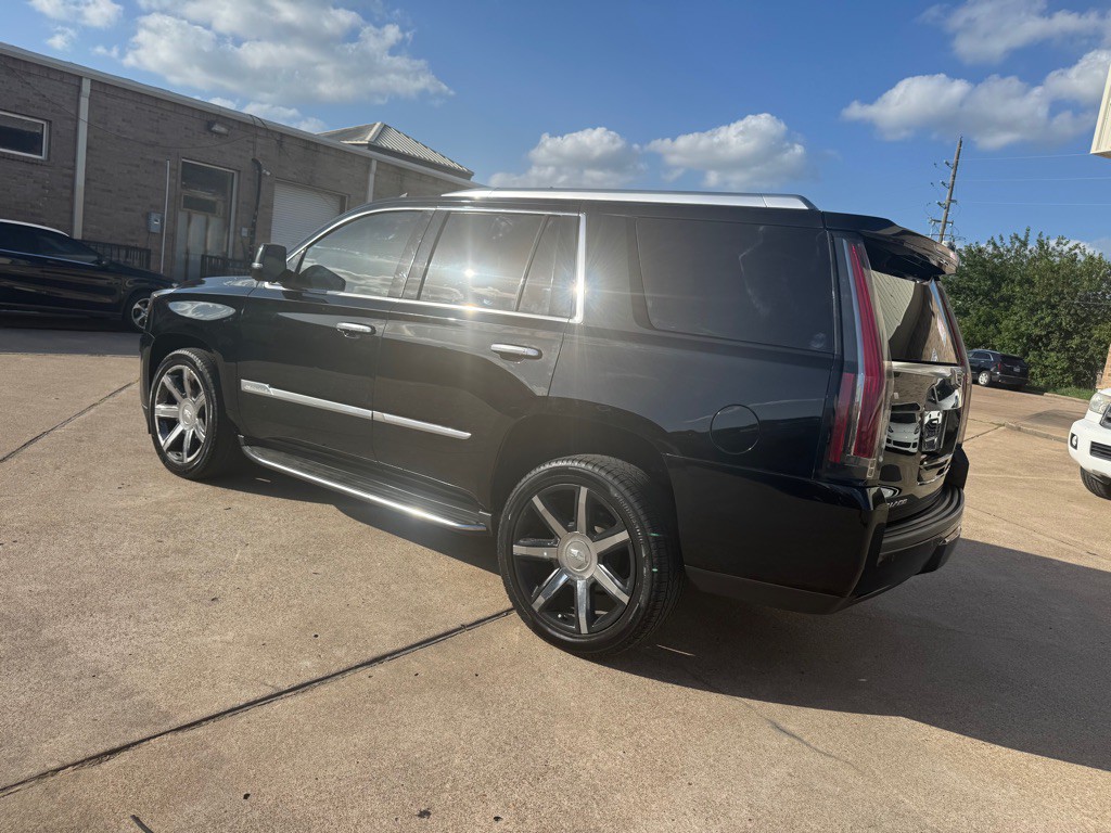 2016 Cadillac Escalade Image 25