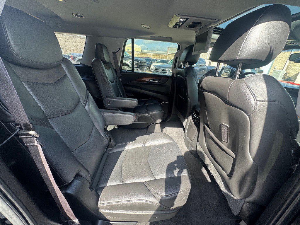 2016 Cadillac Escalade Image 53