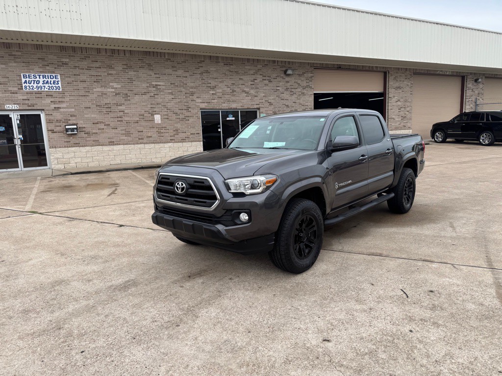 2016 Toyota Tacoma Image 12