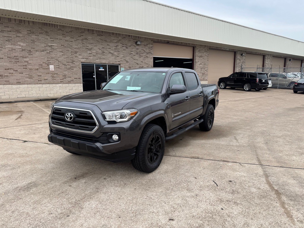 2016 Toyota Tacoma Image 13
