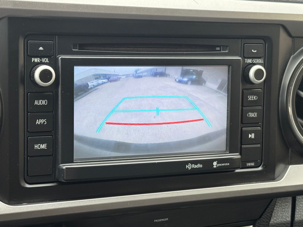 2016 Toyota Tacoma Image 33