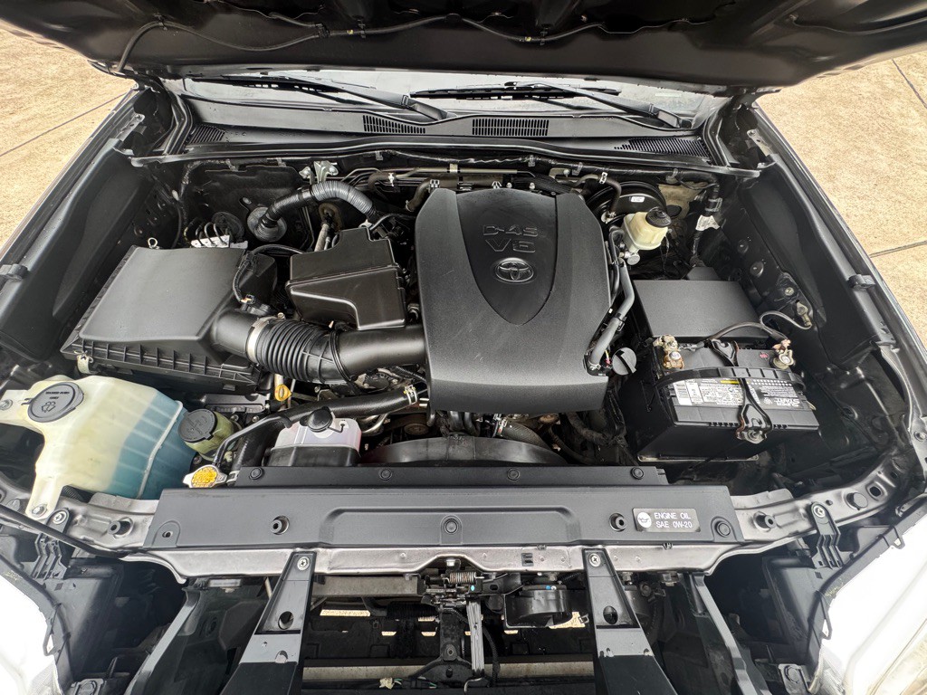 2016 Toyota Tacoma Image 37