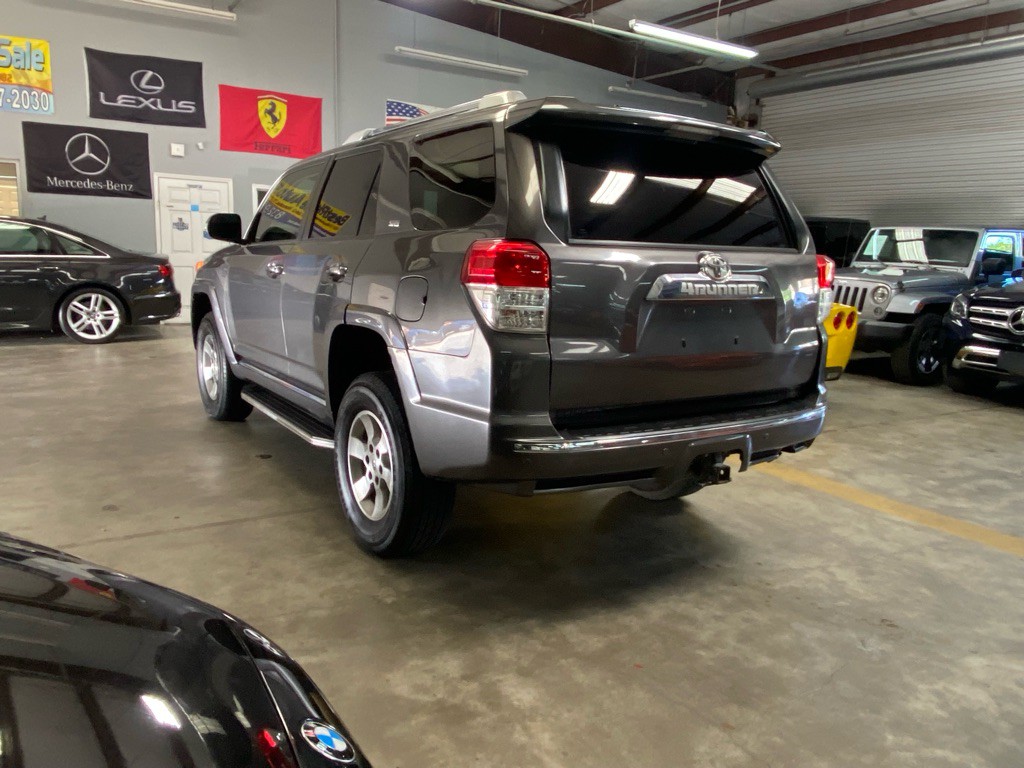 2012 Toyota 4Runner Image 6