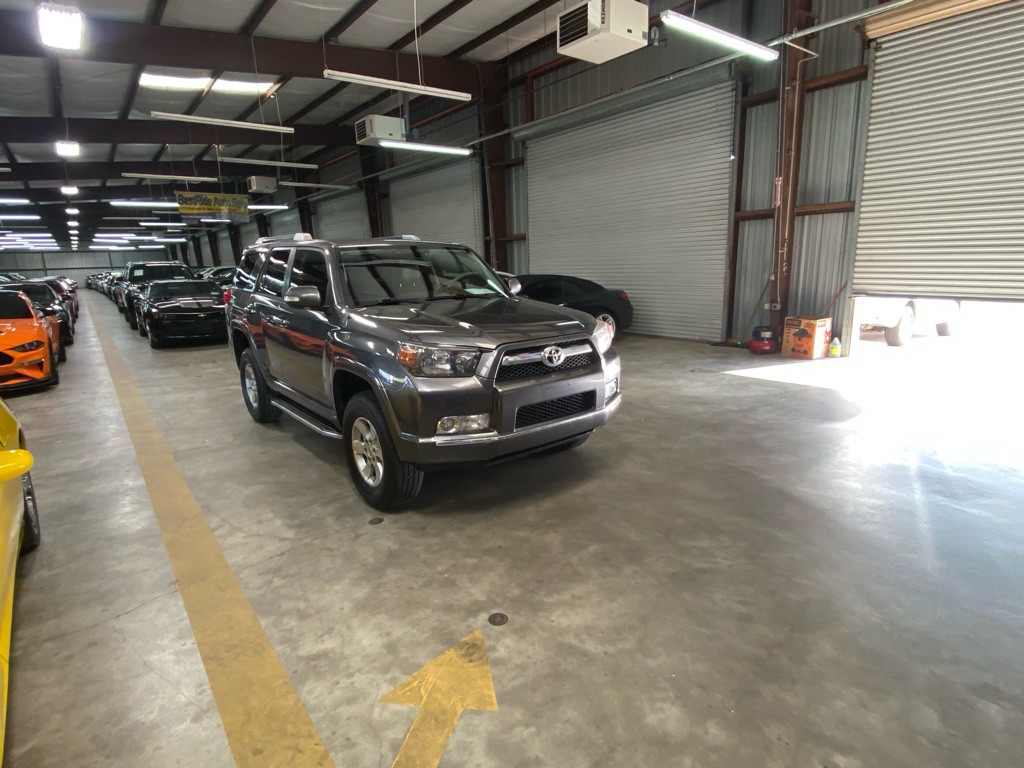 2012 Toyota 4Runner Image 9