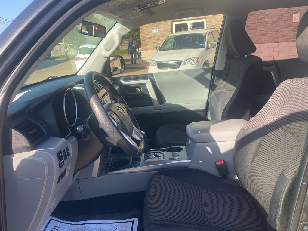 2012 Toyota 4Runner Image 19