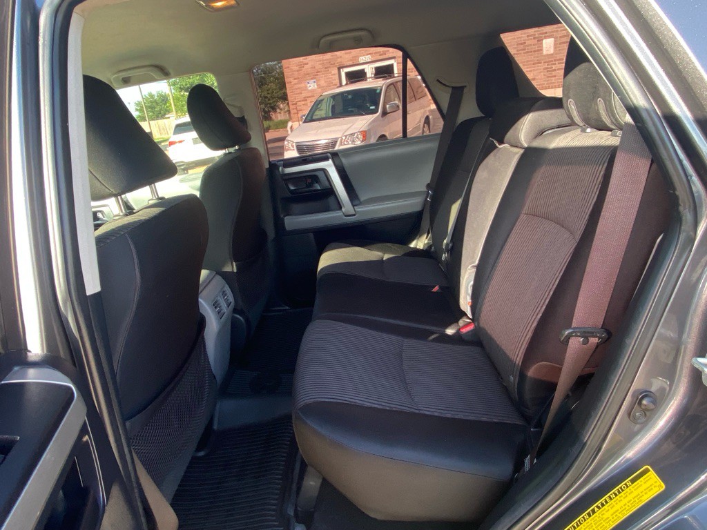 2012 Toyota 4Runner Image 21