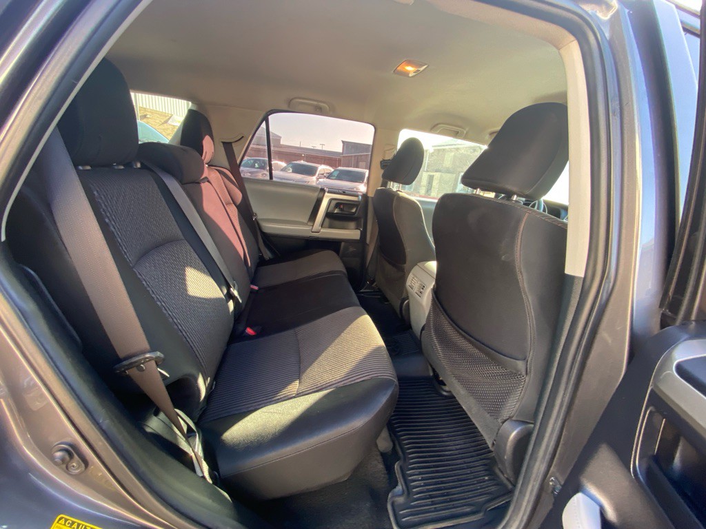 2012 Toyota 4Runner Image 23