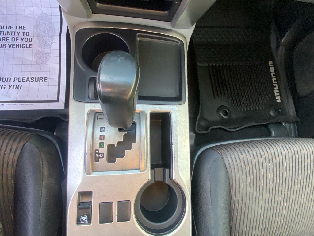 2012 Toyota 4Runner Image 27