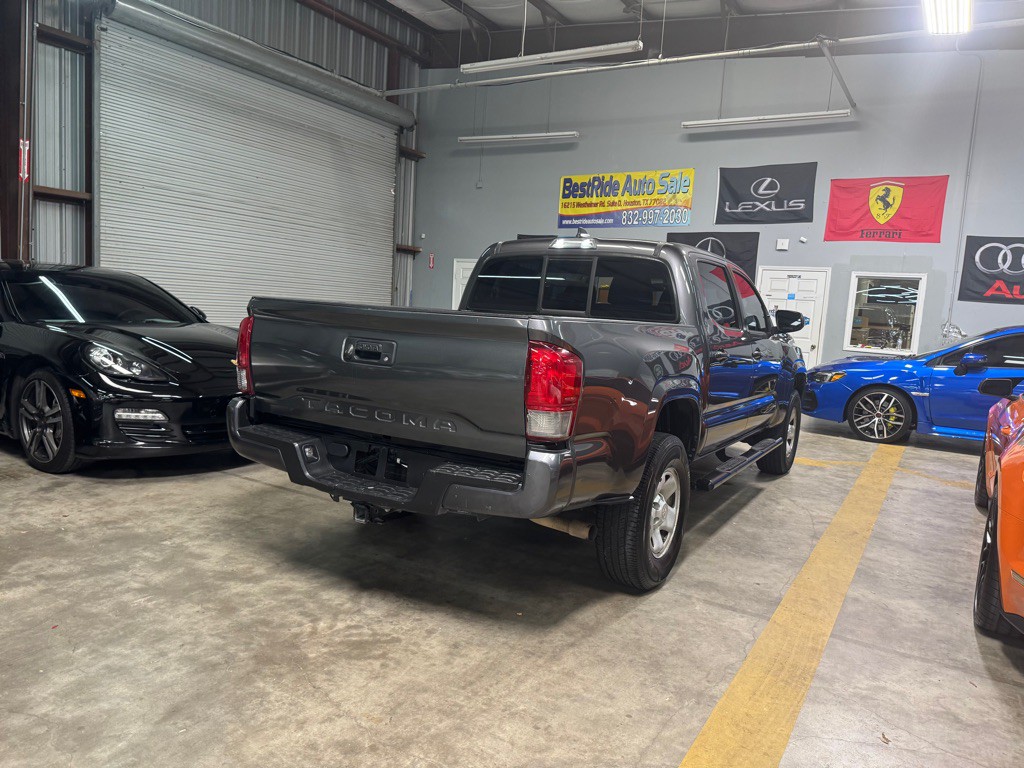 2018 Toyota Tacoma Image 13
