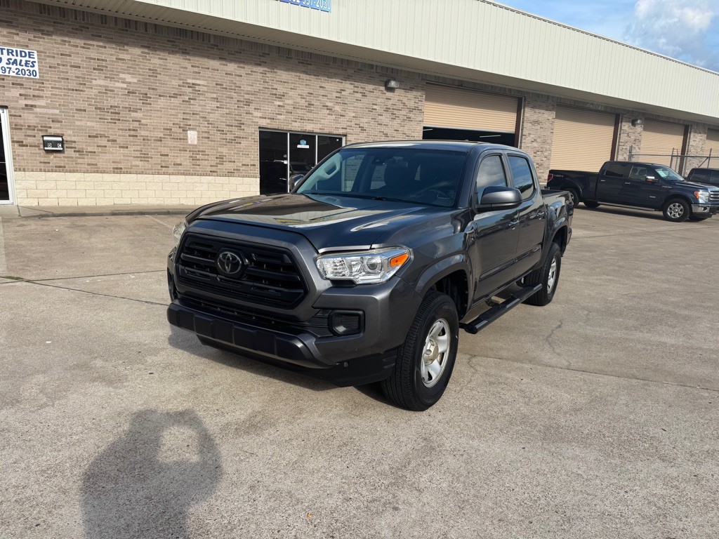 2018 Toyota Tacoma Image 17
