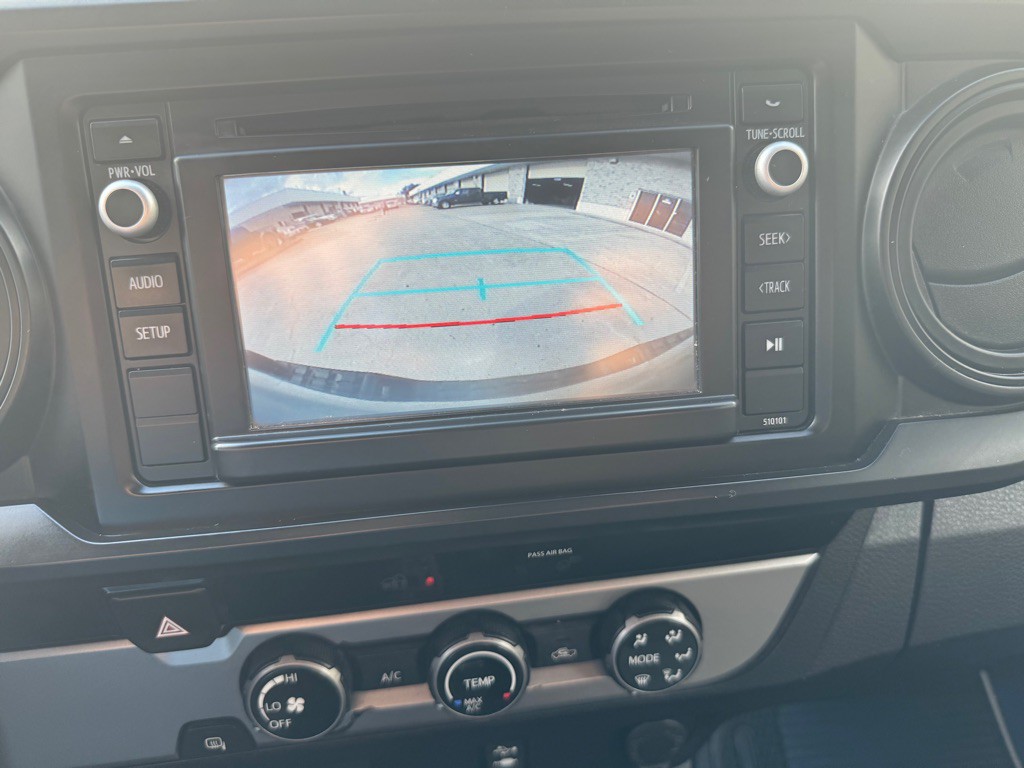 2018 Toyota Tacoma Image 37