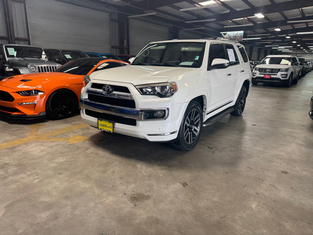 2016 Toyota 4Runner Image 3