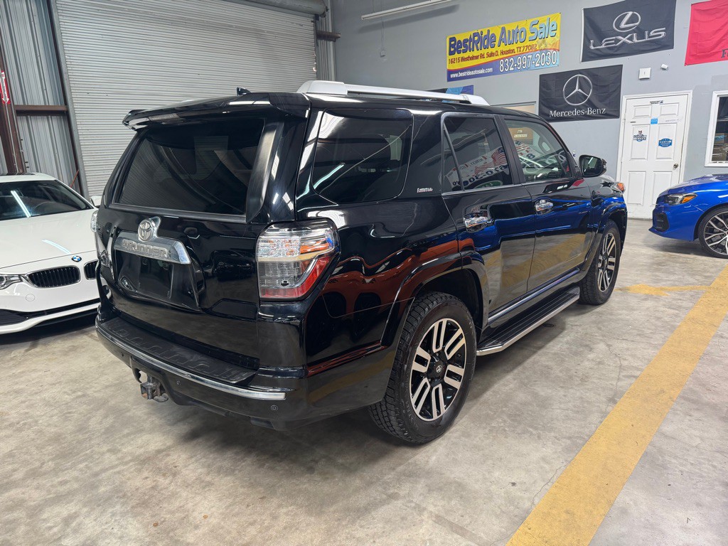 2016 Toyota 4Runner Image 13