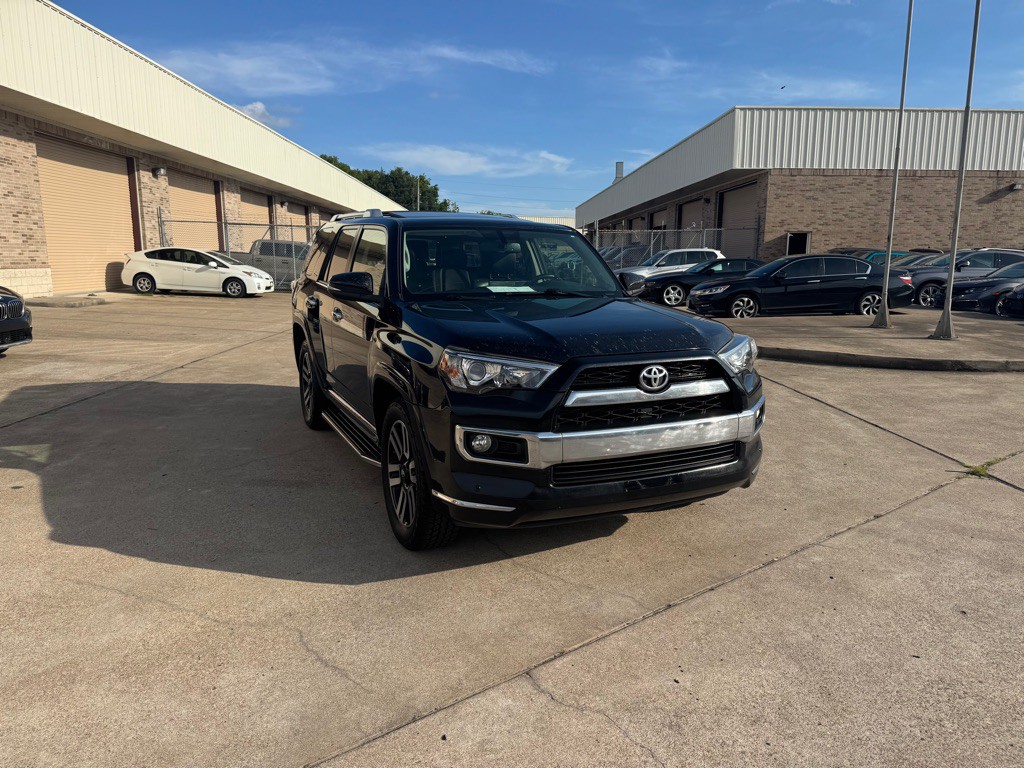 2016 Toyota 4Runner Image 25
