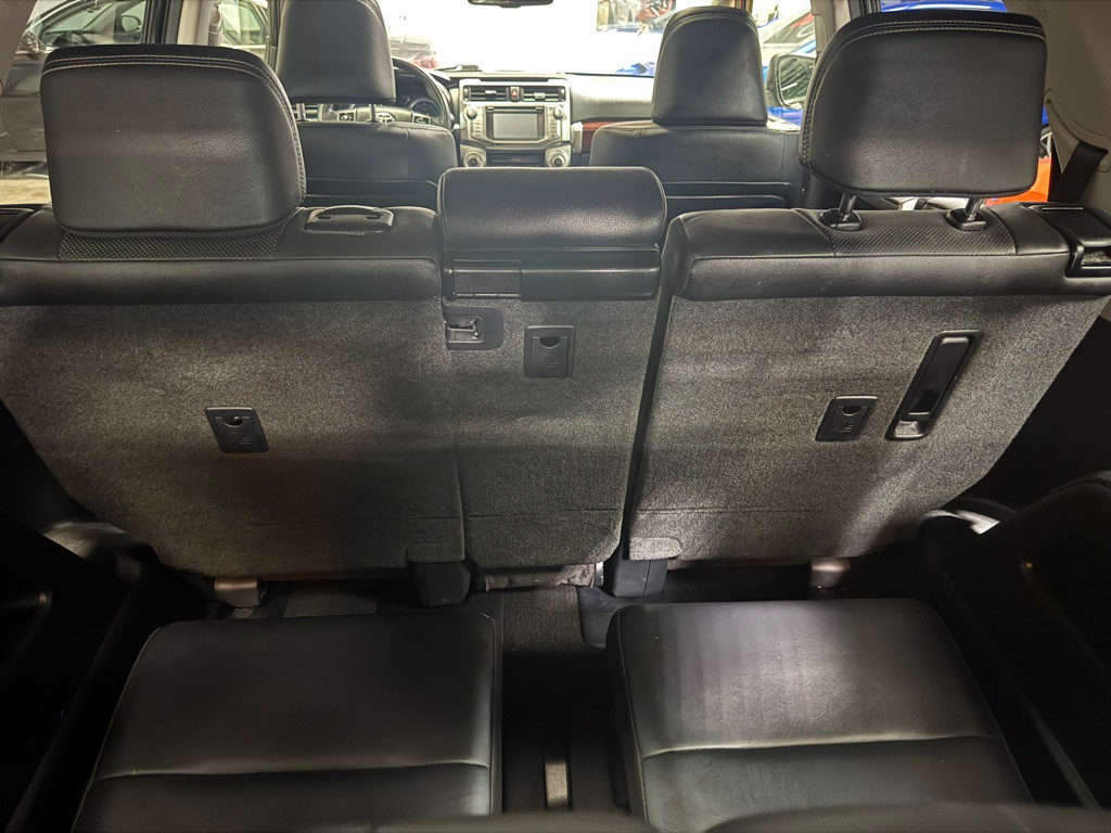 2016 Toyota 4Runner Image 40